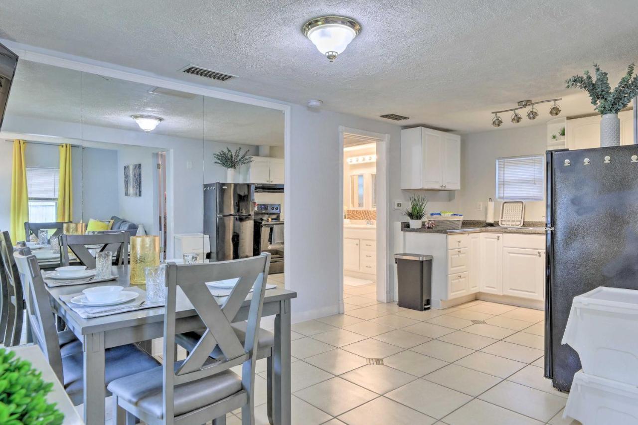 Central Sarasota Home 8 Mi To Siesta Key! Kültér fotó