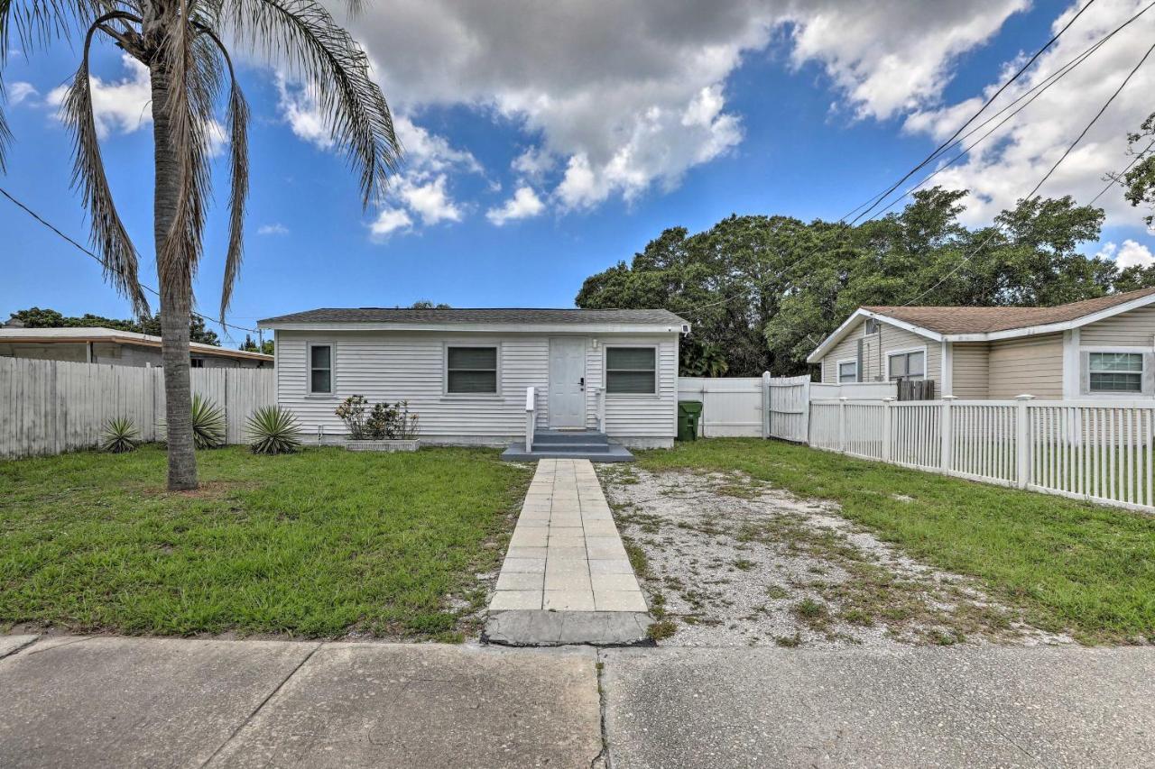 Central Sarasota Home 8 Mi To Siesta Key! Kültér fotó